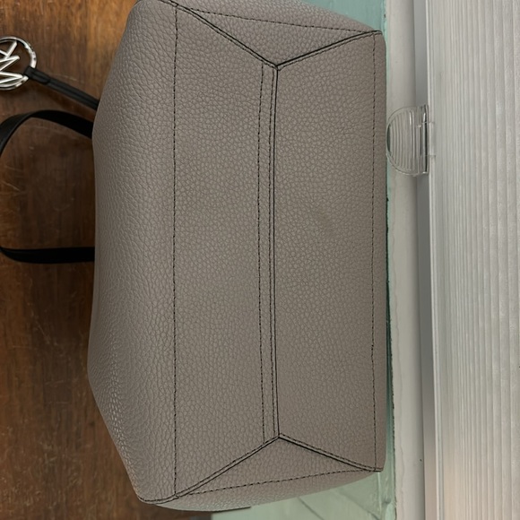 Michael kors grey and black tote - Picture 4 of 6